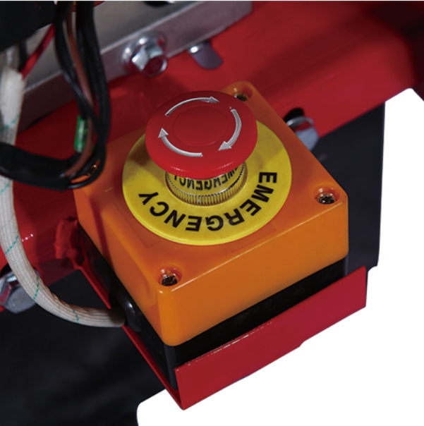 Powerful 15HP engine detail of SOROB Gasoline Chipper Shredder